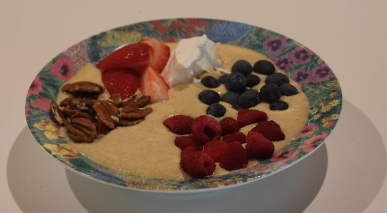 “O3 Fix” Recipe: Creamy Nuts ‘n’ Berries